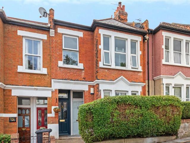 Flat for sale in West Norwood, Greater London