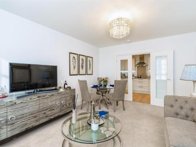 Flat for sale in Great Missenden, Buckinghamshire