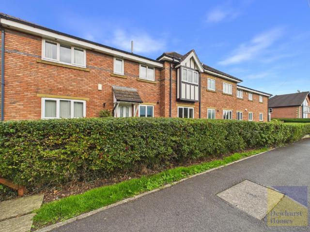 Flat for sale in Cabus, Lancashire