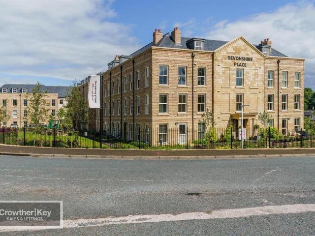 Flat for sale in Charlesworth, East Midlands