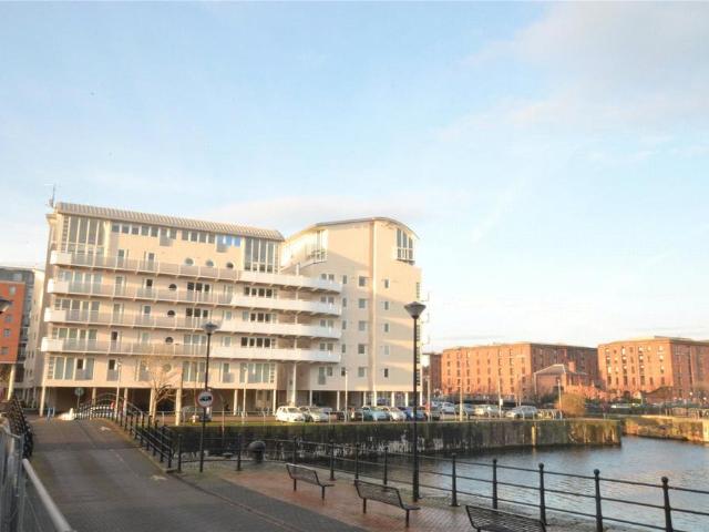 Flat for sale in Baltic Triangle, Calderstones