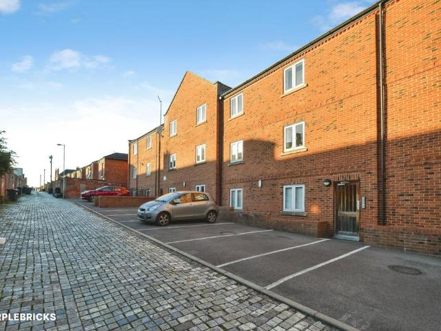 Flat for sale in Hopetown, Darlington