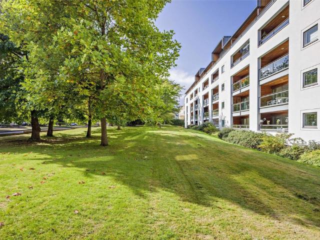 Flat for sale in Montpellier, Golden Valley