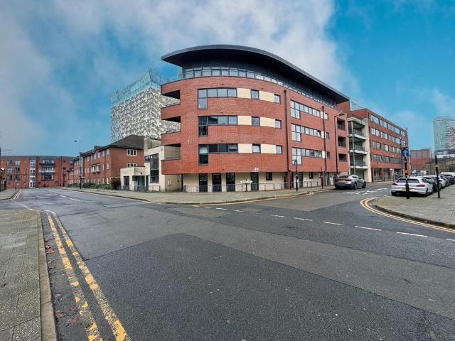 Flat for sale in Edgbaston, West Midlands