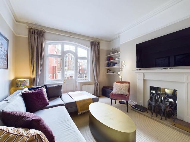 Flat for sale in Victoria, Isle Of Man