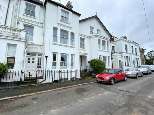 Flat for sale in Upper Walmer, Ash