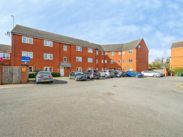 Flat for sale in Egginton, East Midlands