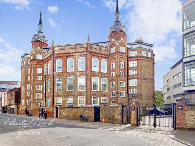 Flat for sale in Holloway, Lower Holloway