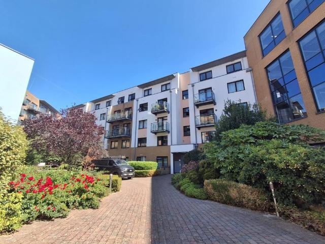 Flat for sale in City Centre, Feckenham