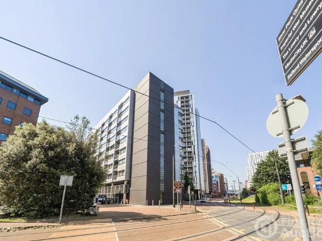 Flat for sale in Salford, Greater Manchester