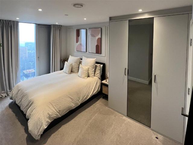 Flat for sale in New Jackson, Manchester