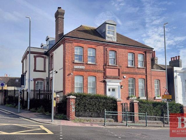 Flat for sale in Hanover & Queen's Park, Brighton
