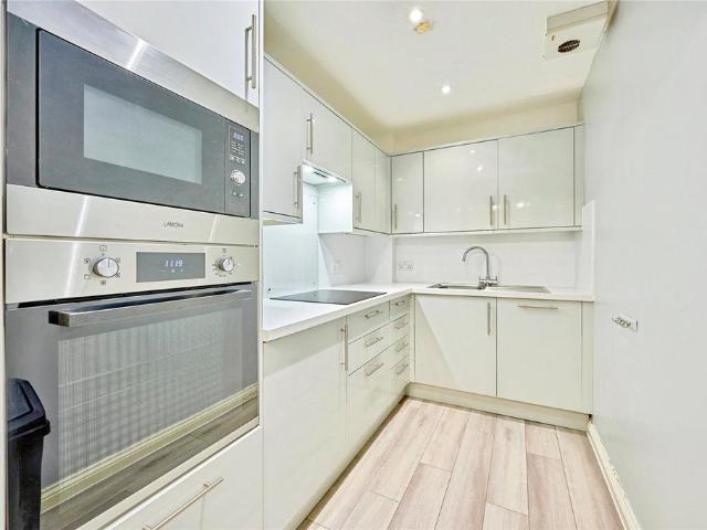 Flat for sale in Hockerill, Colliers End