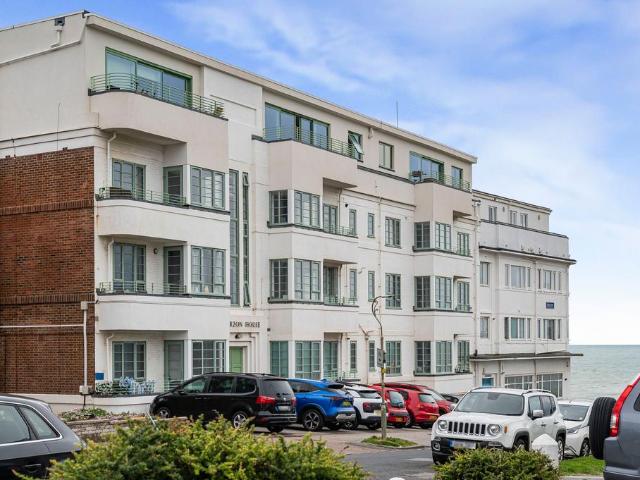 Flat for sale in Saltdean, Brighton & Hove