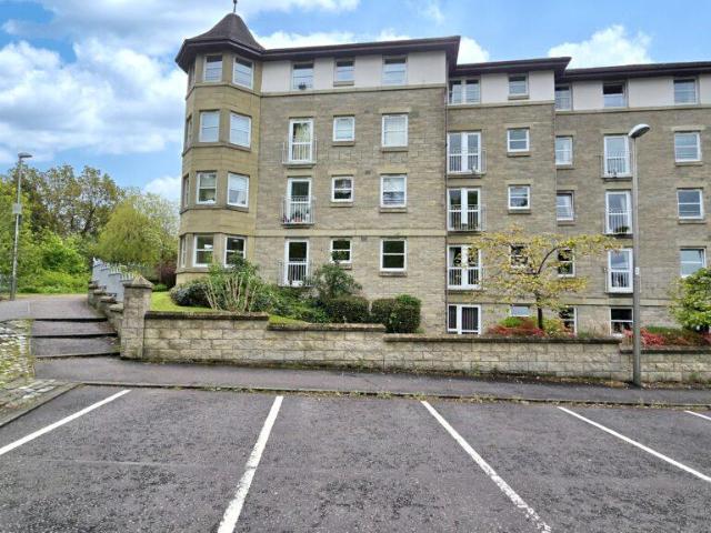 Flat for sale in Auchinairn, Bishopbriggs