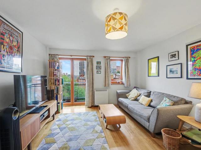 Flat for sale in Medieval Quarter, Manchester