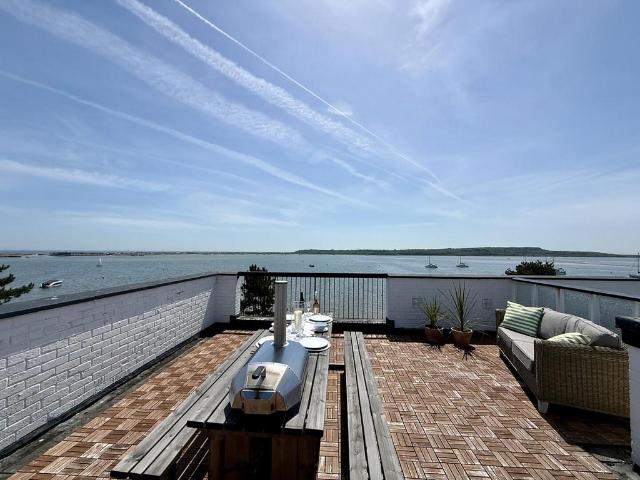 Flat for sale in Christchurch
