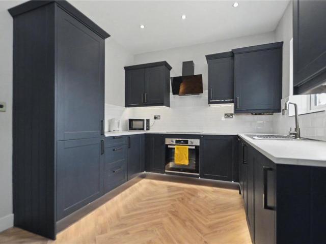 Flat for sale in West Yorkshire