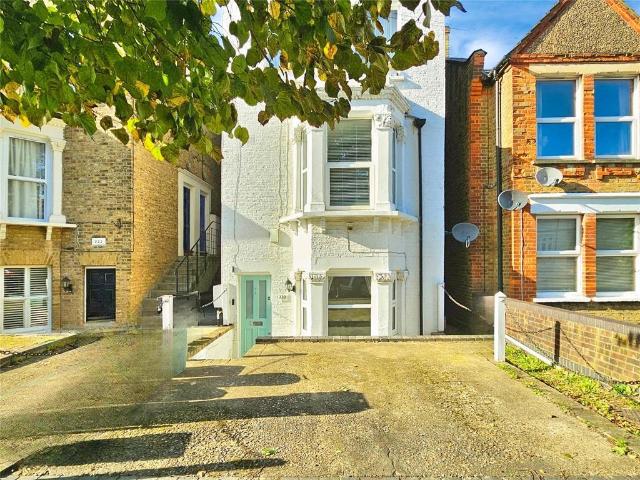 Flat for sale in Anerley, Greater London