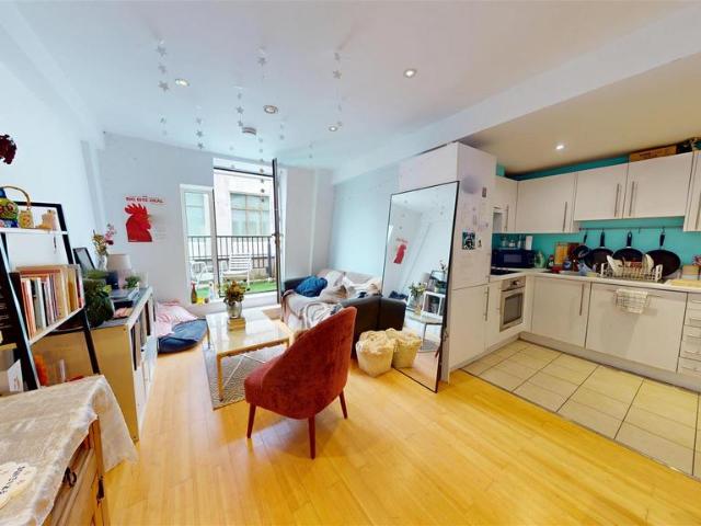 Flat for sale in City Centre, Georgia