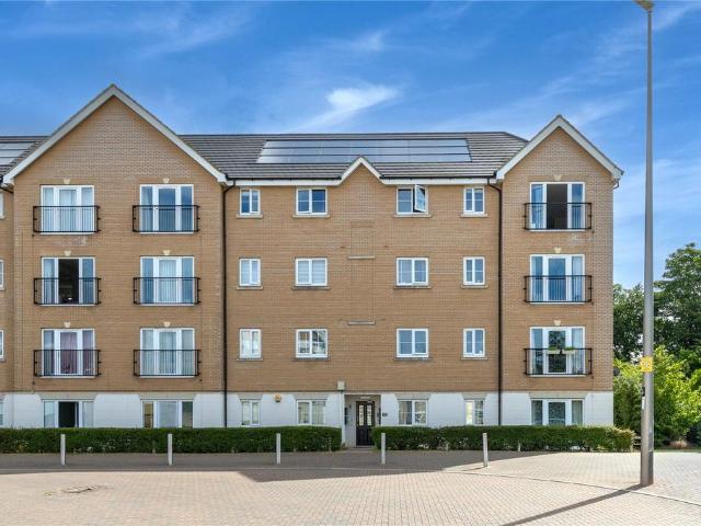Flat for sale in Redhouse Park, Great Linford