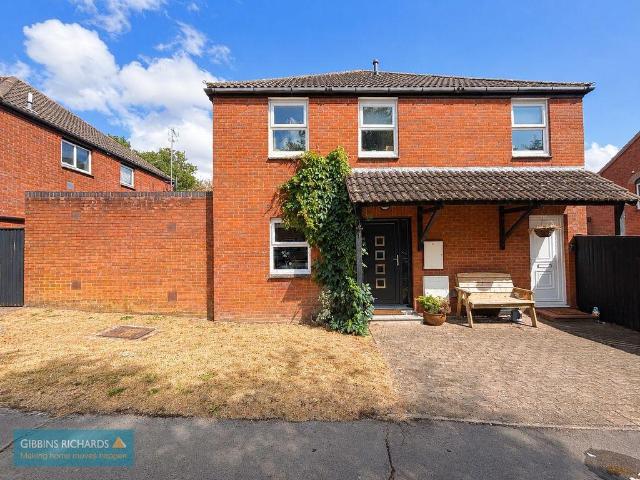 Flat for sale in Norton Fitzwarren, Somerset