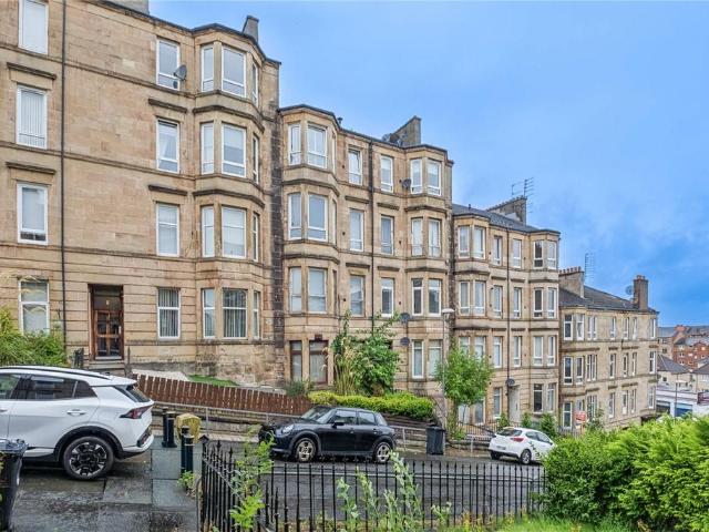 Flat for sale in Rutherglen, Scotland