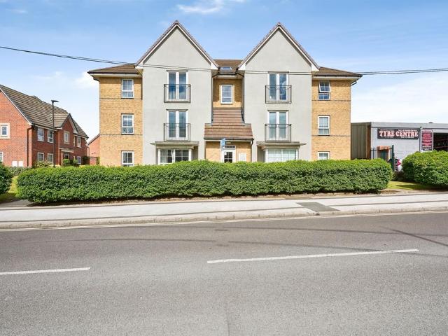 Flat for sale in Catherine Cross, Darlaston