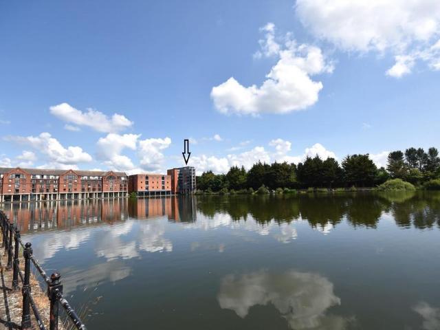 Flat for sale in Newtown, Falcon Lodge