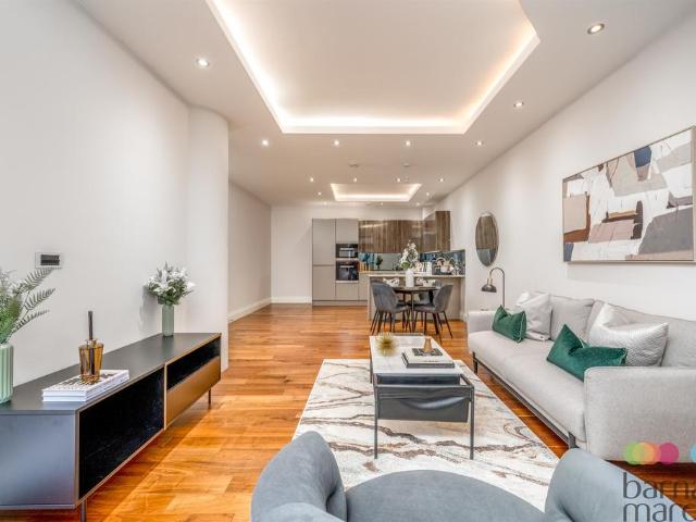 Flat for sale in Muswell Hill, Greater London