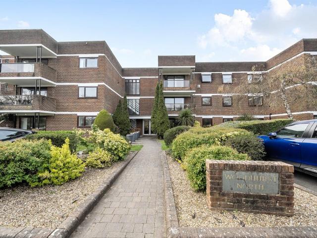 Flat for sale in Maidenhead