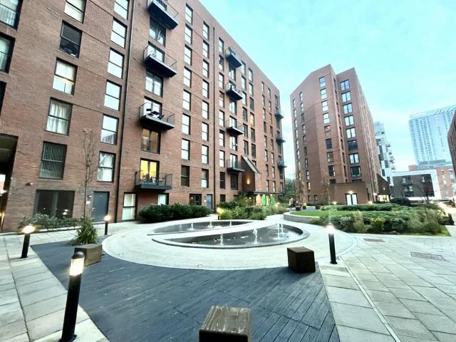 Flat for sale in Blackfriars, Salford