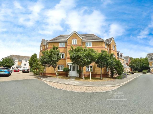 Flat for sale in Elmfield, Ryde