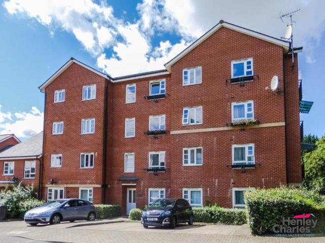 Flat for sale in Gravelly Hill, West Midlands