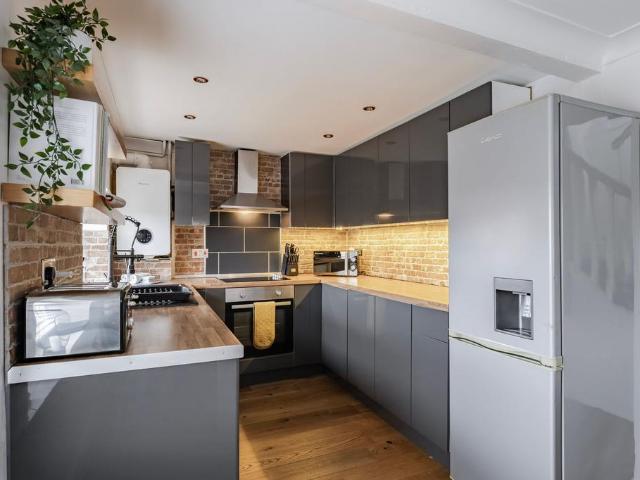 Flat for sale in Comers, Norfolk