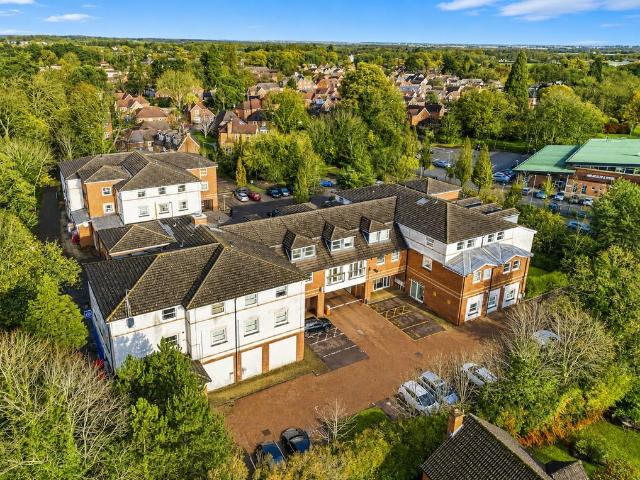 Flat for sale in The Camp, Five Acres