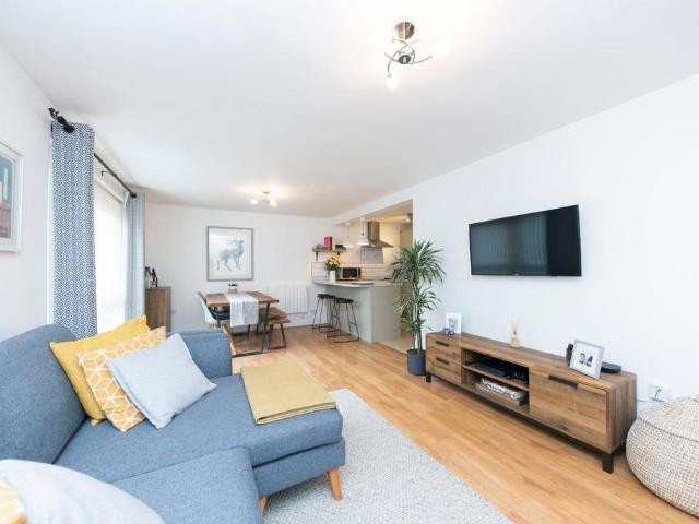 Flat for sale in Surbiton, Isle Of Man