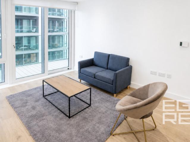 Flat for sale in Greater London