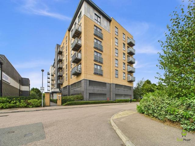 Flat for sale in Belvedere, Lower Belvedere