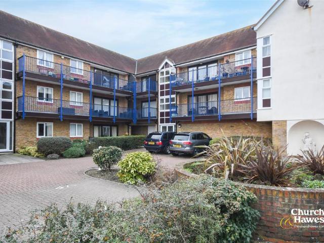 Flat for sale in Burnham-on-Crouch, Maldon