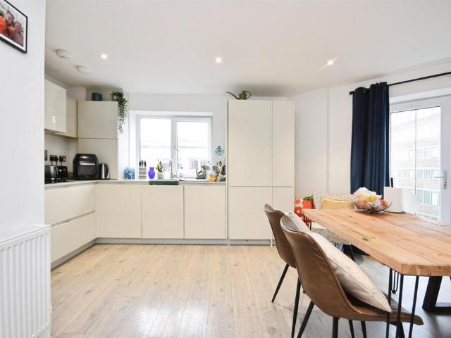 Flat for sale in Navestock Side, Essex