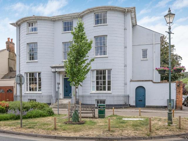 Flat for sale in Henley-on-Thames, Berrick Salome