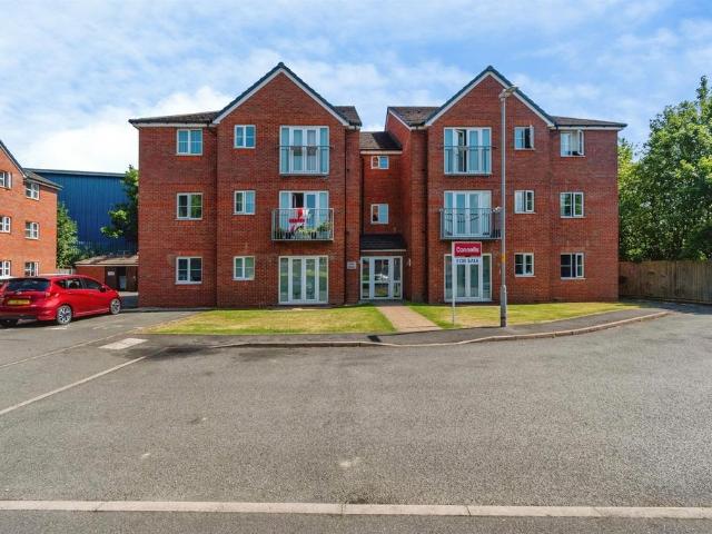 Flat for sale in Bentley, Darlaston