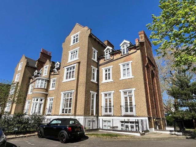 Flat for sale in Slough, Isle Of Man
