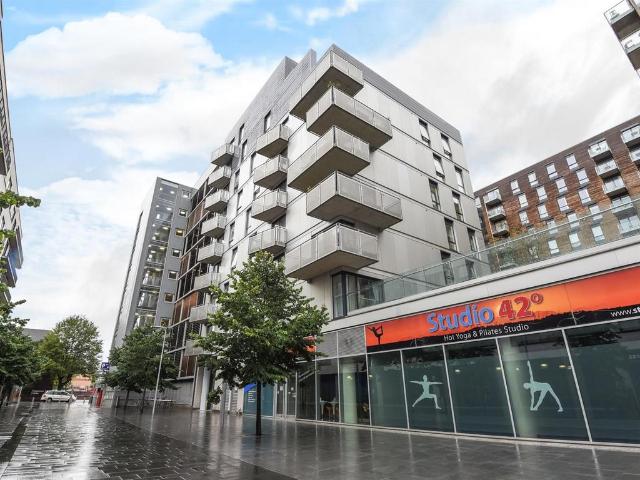 Flat for sale in Reading
