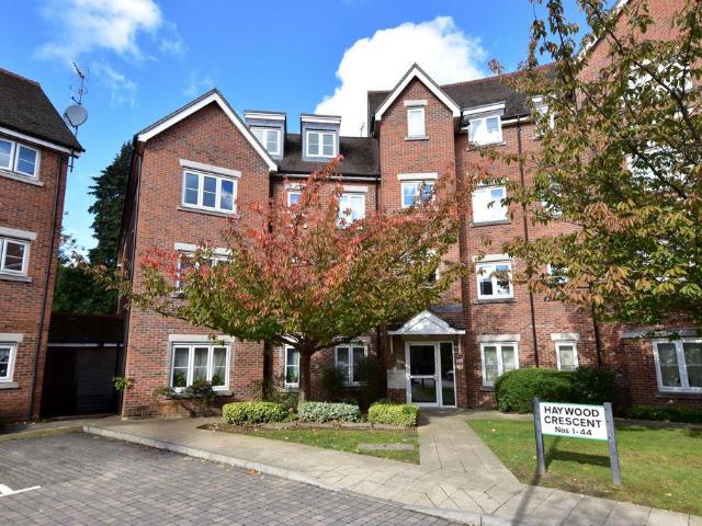 Flat for sale in North Watford, Watford