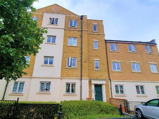 Flat for sale in Mile End, Fordham Heath