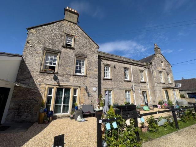 Flat for sale in Bowlish, Shepton Mallet