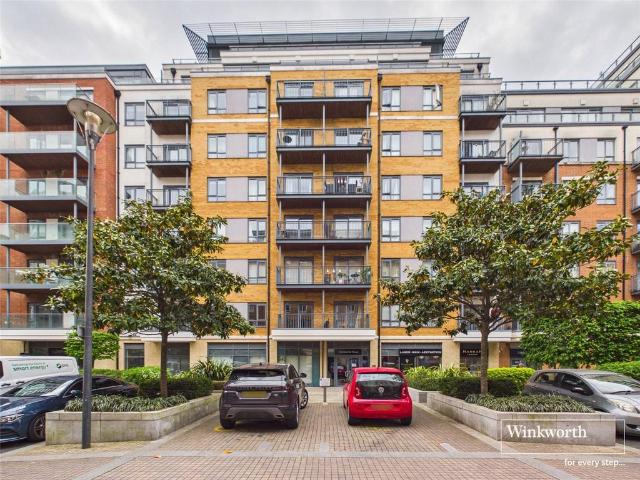 Flat for sale in Colindale, Greater London