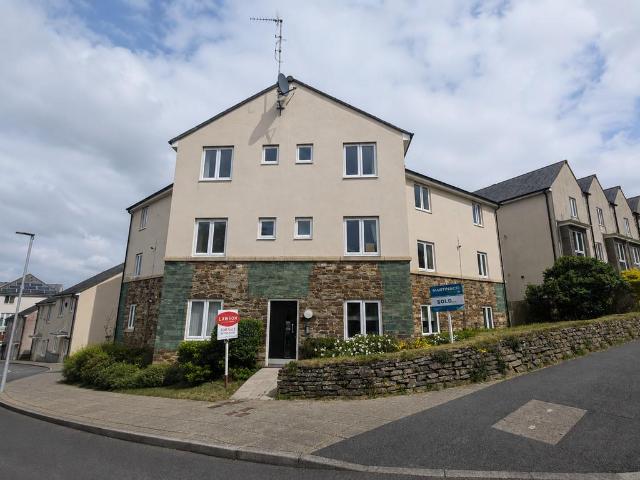 Flat for sale in Belliver, Mount Wise